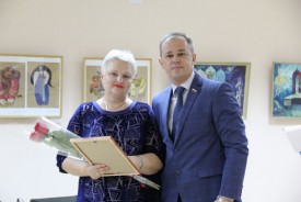 Игорь Батлуков поздравил преподавателей с Днём музыки